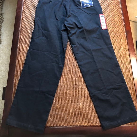 NWT Men’s Docker Individual Fit and Classic Pants - Picture 10 of 16